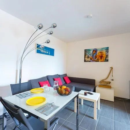 Oldeto - Appt Climatise Avec Piscine Partagee Apartment Bandol Exterior photo